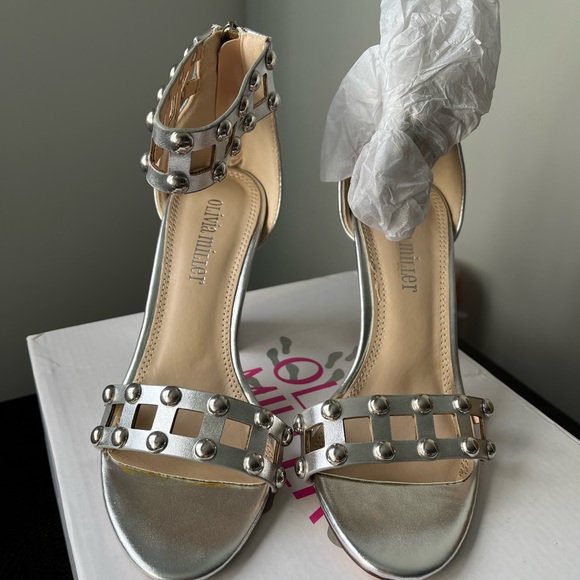 Silver Sandals with Chunky Heel - Picture 2 of 7